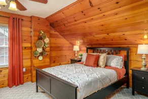 5BR/2BA Beautiful and Spacious Home in Quiet Area - Image 4