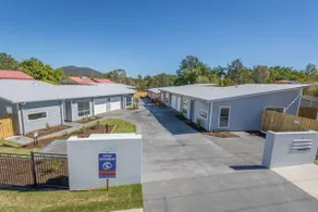 Glass House Mountains Retreat - Image 4