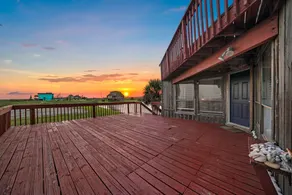 Matagorda Happy Place - Image 4