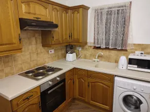 Delightful Cottage - Image 3