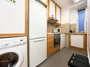 Modern Studio close to TimeOut market - Image 4