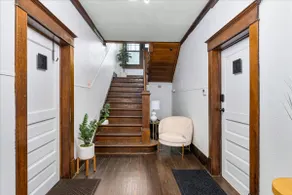 The flat in historic Midtown - Image 2