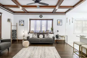 The flat in historic Midtown - Image 3