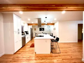 Colochas Home A Forest Haven - Image 5