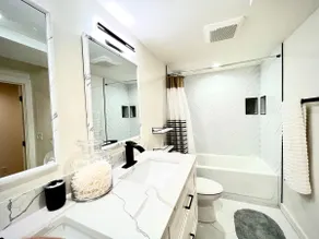 Colochas Home A Forest Haven - Image 3