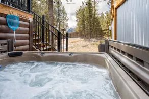 Come to the Hideout Hot Tub Fire Pits & Views - Image 2