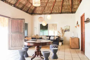 Coastal House beachfront with pool and big gallery - Image 4
