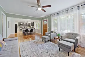 3BR Cherrydale Retreat Pet-Friendly Near Downtown - Image 3