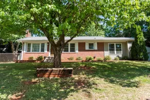 3BR Cherrydale Retreat Pet-Friendly Near Downtown - Image 2