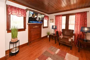 Ron's Siesta Airbnb - Image 4
