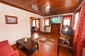 Ron's Siesta Airbnb - Image 2