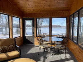 Beautiful home on Cedar Lake. - Image 4