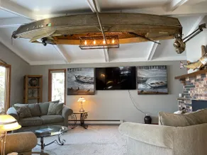 Beautiful home on Cedar Lake. - Image 2