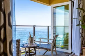 Sur La Mer, beachfront, tidal pools - Image 4