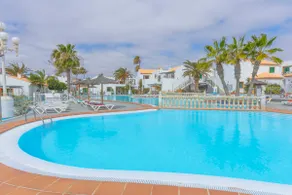 Last Minute 6 - 9 Oct. • Pool & A/C•Castillo Beach - Image 2
