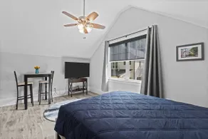Private studio close to DT, PNC Arena & Dix Park - Image 3