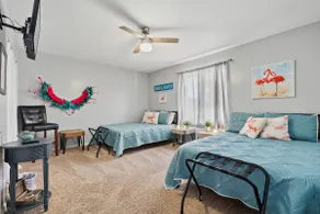 5 MIN WALK TO BEACH / PET FRIENDLY / KING BED-W&D IN UNIT / HI-SPEED WIFI - Image 3