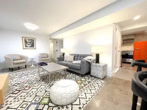 Renovated 1BR w Patio, Private Parking - Image 2