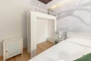 Reka Room with breakfast & shared kitchen - Image 2