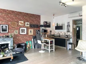 Unusual artist's studio - 2 people - Image 3