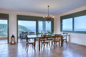 Villa Sofia luxurious holidays with stunning view - Image 4