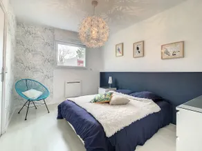 Cozy quiet house, private parking included - Image 4