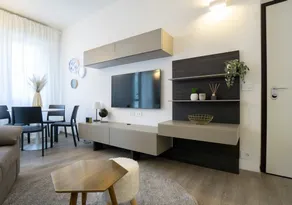 Apt. elegant 3 hab. centro de Asti • A/C • Wi-Fi - Image 3