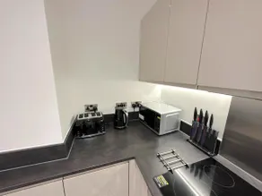 Luxury New 2 bedroom apartment Solihull near NEC - Image 5