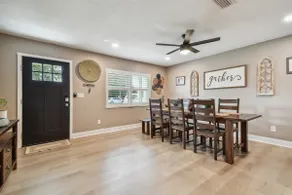 St Augustine spacious retreat with pool, pets ok - Image 4