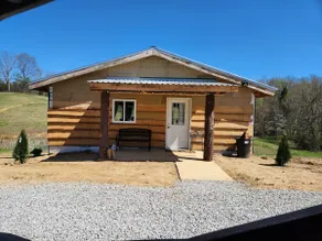 Bowman Pond Cabin, spacious 1 bdrm open floor plan - Image 2