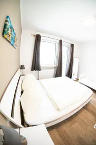 Flow Apartments Karl Wolf Park - Image 3