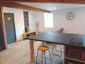 Peaceful apartment in the heart of an old manor - Image 2