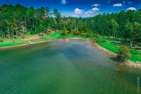 Sleeps 16 Waterfront @ Tiger Creek Retreat - Image 2