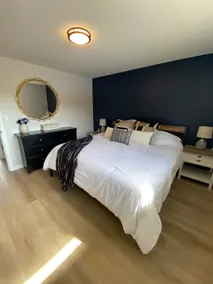 Amazing Location with Outdoor Pool 5bedroom 2bath - Image 3