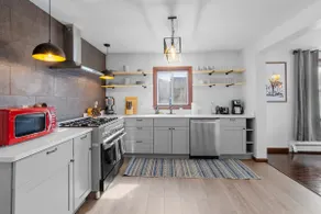 Modern 5-BR Farmhouse | Mins to Casinos & Beach - Image 3