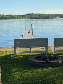 The lazy little lake house - Image 2