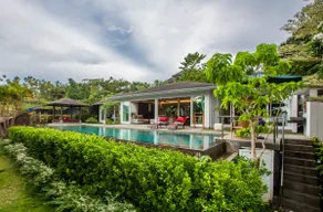 Luxury 3BR Kahuripan Villa - Image 2