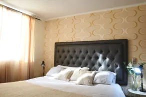 1116- King bed, Parking, Air Conditioning - Image 2