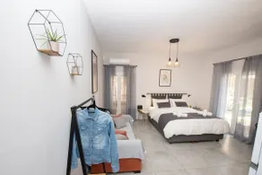 Celestina Corfu Town Apartment - Image 5