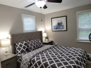 Apartment with Brand new furniture and parking - Image 5