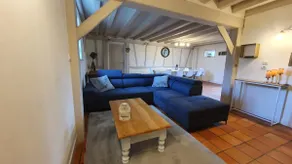 Charming farmhouse with garden - Image 2