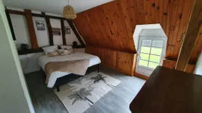 Charming farmhouse with garden - Image 3