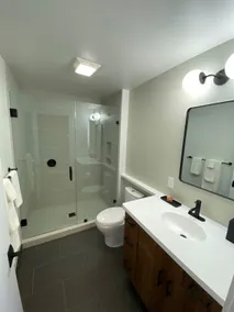 1 BR suite - River District - full kitchen - Image 5