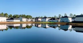 Modern Lake View Retreat - Image 3