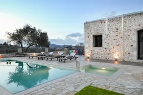Heliopetra Lux Villa with private Pool - Image 5
