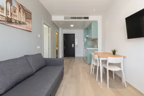 Apartment 32 with parking and pool - Image 5
