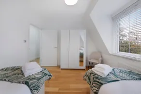 Roomy One bed loft apartment - Image 4