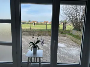 Quiet apartment with field views - Image 2