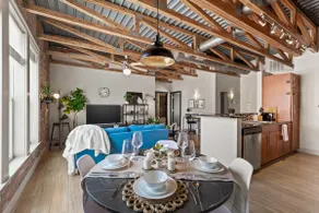 Intimate 2BD with Unique Style in the heart of FortWorth - Image 4