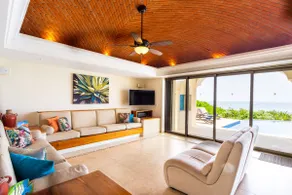 Four Bedroom Beach Front Villa - Image 2